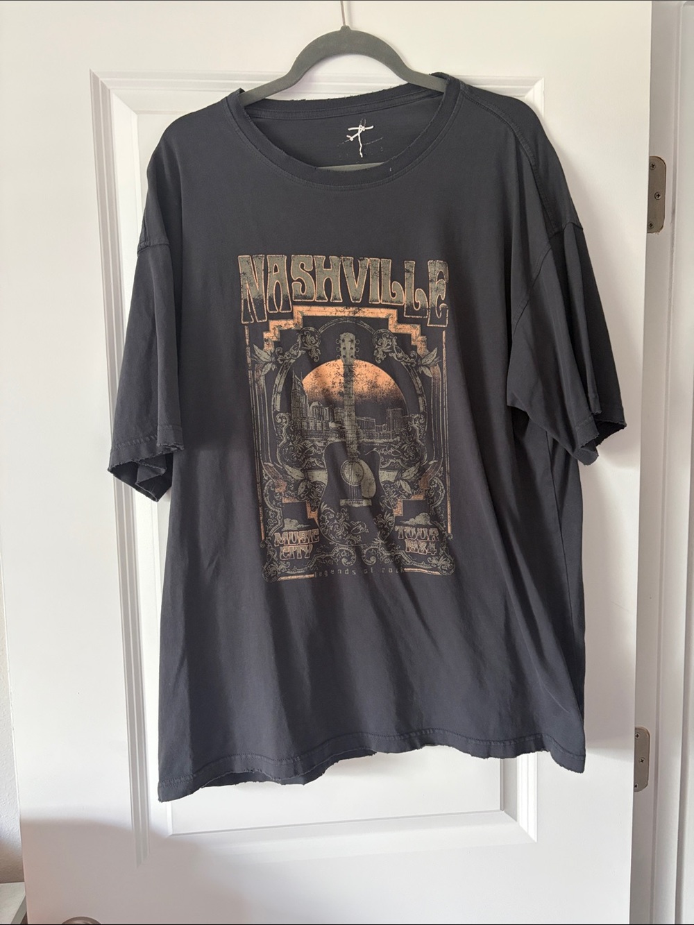 Nashville Graphic Short-Sleeve Tee